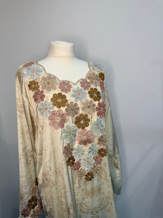 Corset flower